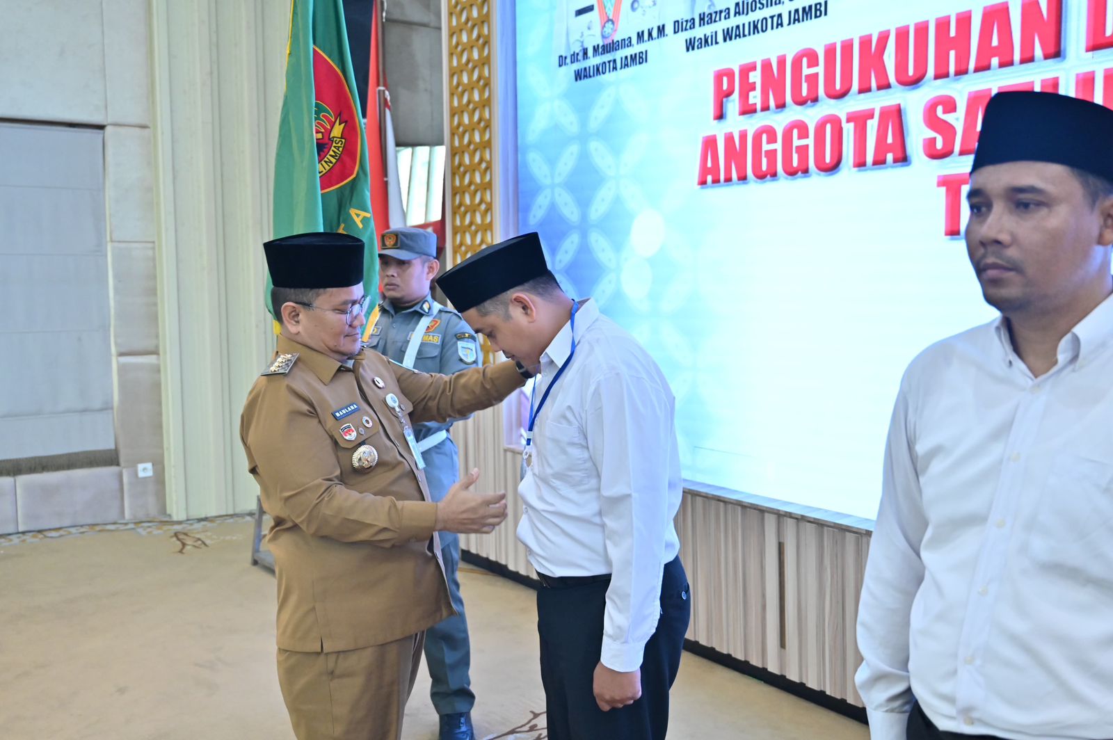 image-content