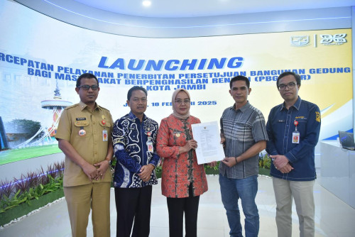 cover Kabar Gembira, Pj Wali Kota Luncurkan Perizinan Cepat dan Bebaskan Retribusi PBG-MBR