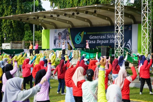 cover Peringati Hari Kesehatan Nasional, Pemkot Jambi Beri Piagam Penghargaan Kepada Kader Posyandu