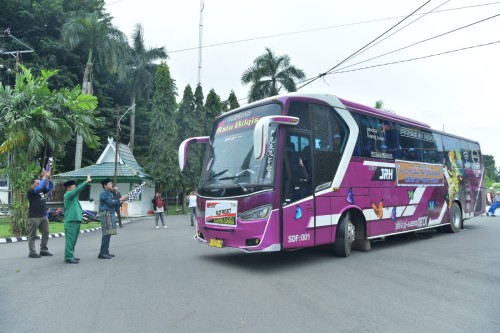cover Lakukan Kunjungan Ke Kota Bengkulu, Ketua RT Pilot Project Kampung Bahagia Akan Paparkan Program Prioritas Dihadapan Wali Kota Bengkulu