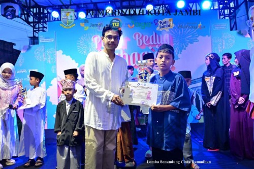 cover Wawako Diza Serahkan Hadiah Lomba Bagi Para Pemenang Senandung Cinta Ramadan