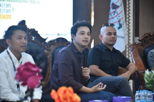 cover Menjadi Narasumber pada Muskomwil dan Jumpa KOPMA Akbar BPW 1 FKKMI Sumbagtama, Wawako Diza Paparkan Program Unggulan Untuk Dunia Usaha