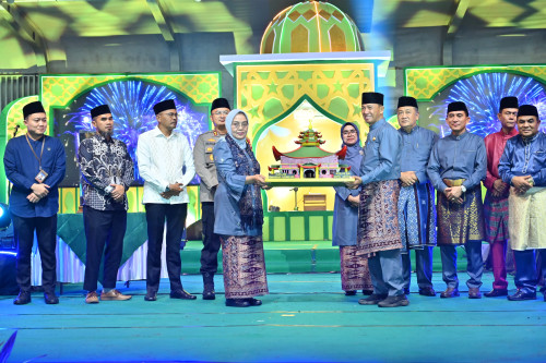 cover Pj Wali Kota Jambi Buka MTQ Ke-54 Tingkat Kota Jambi, Diikuti 631 Peserta Dengan Memperlombakan 11 Cabang Lomba