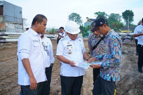 cover Wali Kota Maulana Tinjau Progres Pembangunan Kolam Retensi Telago Kajang Lako