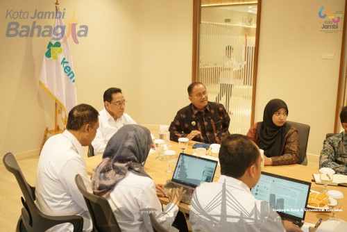 cover Komitmen Tingkatkan Layanan Kesehatan, Wali Kota Maulana Sambangi Kementerian Kesehatan