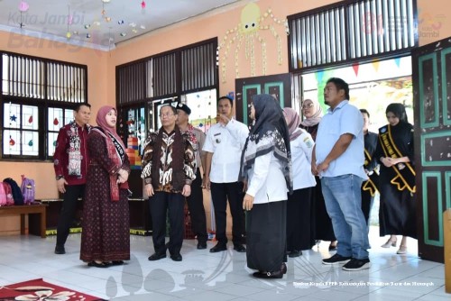 cover Bunda PAUD Kota Jambi Dampingi Kunjungan Kemendikdasmen, Perkuat Kolaborasi Wujudkan PAUD Berkualitas dan Generasi Emas 2045