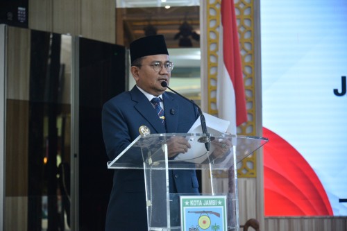 cover Lantik Pejabat Tinggi Pratama, Wali Kota Maulana Tegaskan Agar Terus Tingkatkan Kinerja