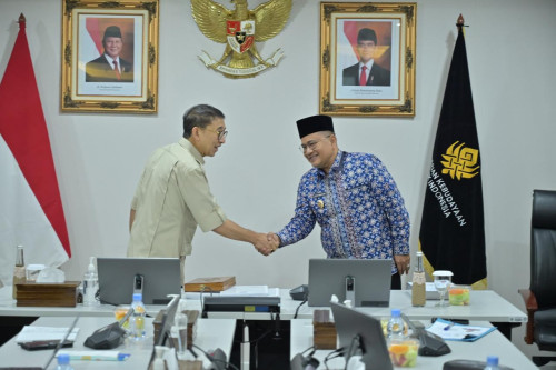 cover Temui Menteri Fadli Zon, Wali Kota Maulana Dorong Pemanfaatan "Rumah Batu" sebagai Cagar Budaya Berbasis Edukasi dan Pariwisata