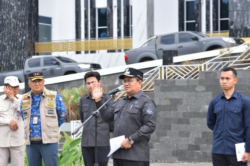 cover Wali Kota Maulana Serahkan 68 Bentor Terhadap Seluruh Kelurahan di Kota Jambi