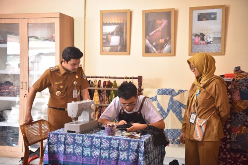 cover Peringatan Hari Disabilitas Internasional, Maulana – Diza Tegaskan Komitmen Pemkot Jambi Wujudkan Kota Inklusif