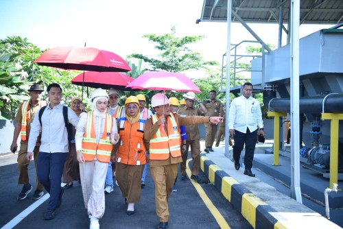 cover Dampingi Kunker Anggota DPR RI Putri Zulhas, Wali Kota Maulana Sampaikan Kebutuhan Dumtruck Untuk Wujudkan Kebersihan Lingkungan
