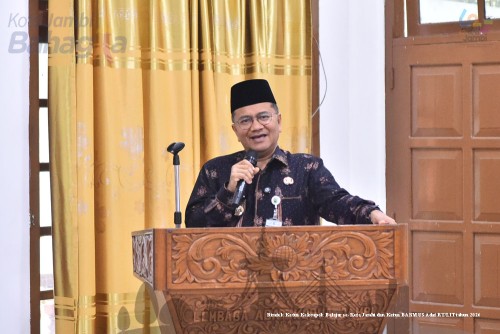 cover Perkuat Adat dan Budaya, Wali Kota Maulana Buka Bimtek Ketua Kelompok Belajar dan Ketua Badan Musyawarah Adat RT/LIT