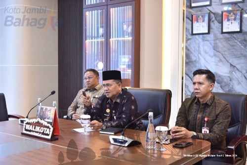 cover Jadi Keynote Speech Webinar ASN Siginjai Belajar, Wali Kota Jambi Tegaskan ASN Harus Memiliki Jiwa Melayani dan Tuntas Memberi Solusi