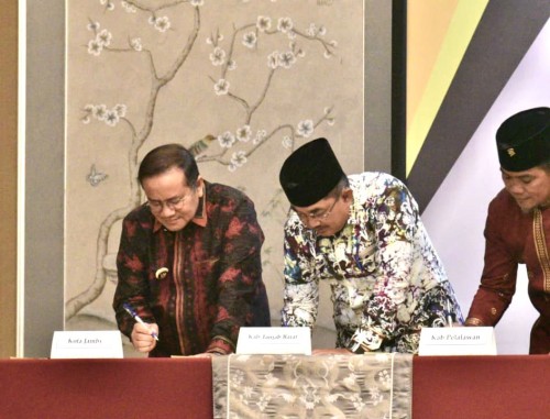 cover Perjuangkan Perluasan Jargas untuk Warga Kota Jambi, Wali Kota Teken MoU Untuk 13.235 SR Bersama Dirjen Migas