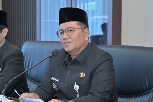 cover Dengan Moto Pelayanan, Mudah, Cepat dan Membahagiakan, Pendapatan Sektor Pajak 2025 Kota Jambi Tembus 103 Persen