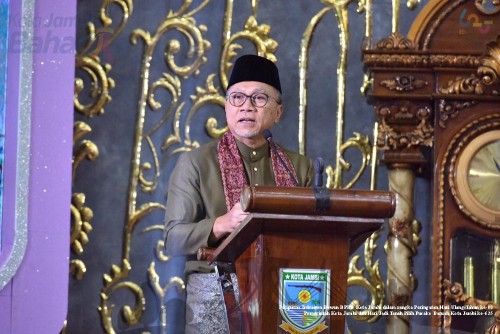 cover Di HUT Kota Jambi, Menteri Zulkifli Hasan Nyatakan Siap Dorong Pembangunan Jambi