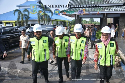 cover Tinjau Pintu Air, Wali Kota Jambi Tegaskan Penguatan Kolaborasi dan Kesadaran Lingkungan