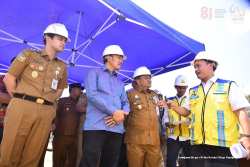 cover Tinjau Progres Kolam Retensi Telaga Kajang Lako, Wali Kota Maulana dan Komisi V DPR RI Optimistis Kota Jambi Semakin Dekat Bebas Banjir