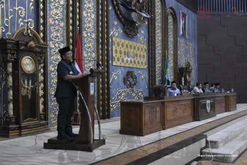 cover Respons Pandangan Fraksi DPRD, Wali Kota Maulana Paparkan Strategi Kebijakan APBD Kota Jambi TA 2027