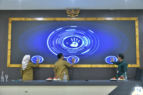 cover Mewakili Pj Wali Kota Jambi, Staf Ahli Moncar Luncurkan Aplikasi SI PALING ATAS