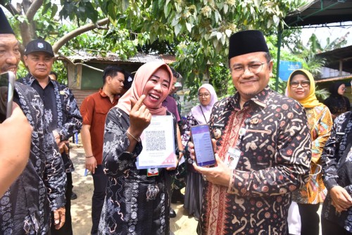 cover Turunkan Angka Kemiskinan, Maulana Terus Dorong Pengeluaran Rumah Tangga Keluarga Kurang Mampu