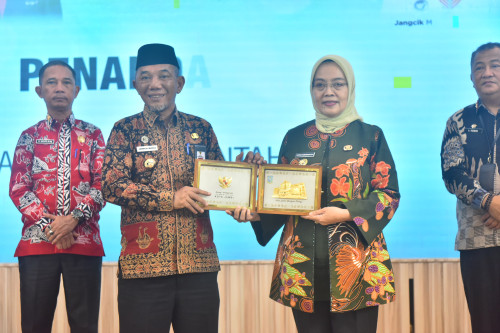 cover Perkuat Tugas Penyelenggaraan Pemerintah Daerah, Pj Wali Kota Jambi dan Pj Bupati Merangin Teken MoU