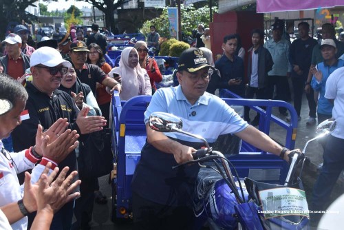 cover Pastikan OPBM Berjalan Optimal, Wali Kota Jambi Launching 12 Unit Germo di Kelurahan Kebun Handil