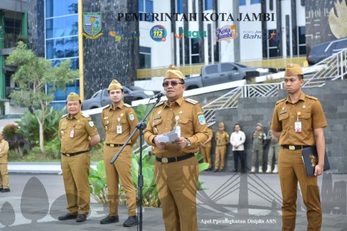 cover Pimpin Apel Pasca Libur Lebaran, Wali Kota Maulana Tegaskan Junjung Tinggi Kejujuran, Tanggung Jawab dan Disiplin