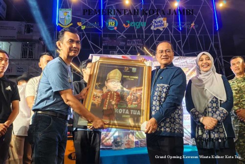 cover Wujud Nyata Komitmen Hidupkan Kembali Kawasan Pasar Sebagai Denyut Nadi Ekonomi, Pemkot Jambi Lauching Wisata Kuliner Kota Tua
