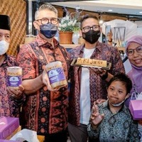 cover Dihadiri Sandiaga Uno, 27 UMKM Kreatif Kelas Nasional dan Internasional Ikuti AKI 2022 Jambi