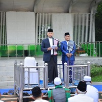 cover Bersama Wali Kota, Ribuan Warga Shalat Id di Balaikota Jambi