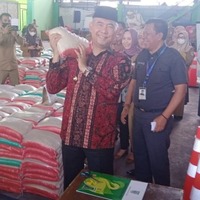 cover Upaya Nyata Tekan Inflasi, Kedua Kalinya Fasha Luncurkan Gerakan Bersama Pembelian Beras Lokal oleh ASN