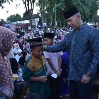 cover Akhiri Ramadan, Fasha Buka Bersama Serta Santuni 1000 Anak Yatim dan Dhuafa