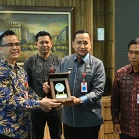 cover Tingkatkan Keamanan Informasi SPBE, Diskominfo Kota Jambi Tanda Tangani PKS Bersama BSrE BSSN