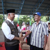 cover Target Reduksi 50% Angka Miskin Ekstrem Kota Jambi, Fasha Serahkan Bantuan Usaha UMKM