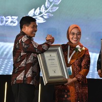 cover Pj Wali Kota Jambi terima Penghargaan Swasti Saba Wistara