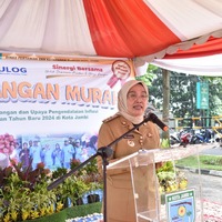 cover Gelar Pangan Murah dan Operasi Pasar Pemkot Jambi, Ludes Diserbu Warga