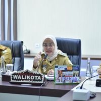 cover Pimpin High Level Meeting TPID Kota Jambi, Sri Minta Penguatan Sinergisitas Semua Pihak