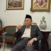 cover Kota Jambi Berduka, Mantan Wali Kota Azhari DS Berpulang