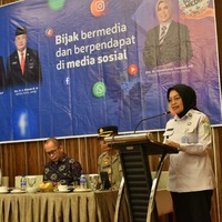 cover PJ WALIKOTA JAMBI SRI PURWANINGSIH DORONG AGAR GENERASI MUDA BIJAK DALAM BERMEDIA SOSIAL