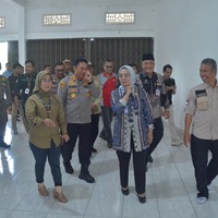 cover Harap Situasi Tetap Kondusif dan Lancar Pasca Pemilu, Sri Purwaningsih Tinjau Tempat Penyimpanan Logistik Pemilu 2024