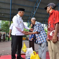 cover Bergerak Cepat, Fasha Serahkan Bantuan Bagi Masyarakat Miskin Ekstrem