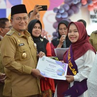 cover Wawako Maulana Wisuda 40 Ibu Hamil di Jambi Timur