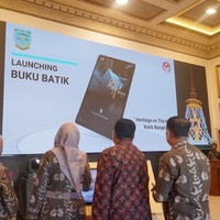 cover Dekranasda Kota Jambi Kembali Terbitkan Buku Motif Teranyar Batik Jambi