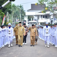 cover Masyarakat Kota Jambi Lepas Fasha-Maulana