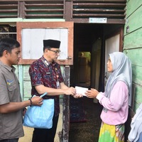 cover Ramadan Berkah, IWAKO dan Diskominfo Santuni Warga Kurang Mampu